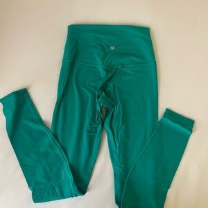 Lululemon leggings 28’